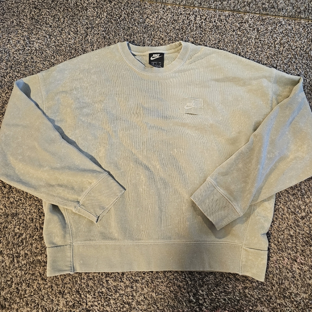 Nike Light Acid Washed Green Sweatshirt